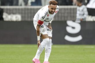 إصابة نيمار في عضلة السمانة تهدد مشاركته مع منتخب البرازيل في كأس العالم 2026