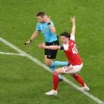 دانيال سيبرت الحكم الألماني لنهائي دوري أبطال أوروبا 2026 بين باريس سان جيرمان وآرسنال
