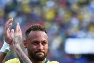 لحظة اعتزال نيمار الدولي بقميص منتخب البرازيل خلال كأس العالم 2026